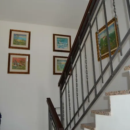Cambusa Nocleg ze śniadaniem 4*